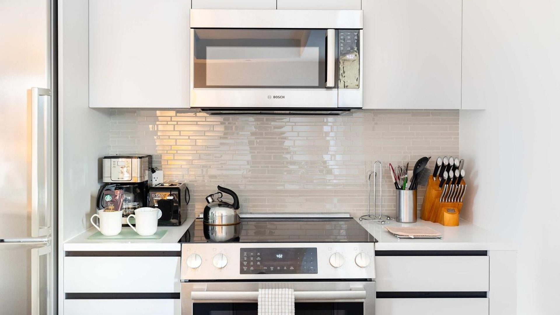 Entire Downtown Seaport With Pool Apartment Boston