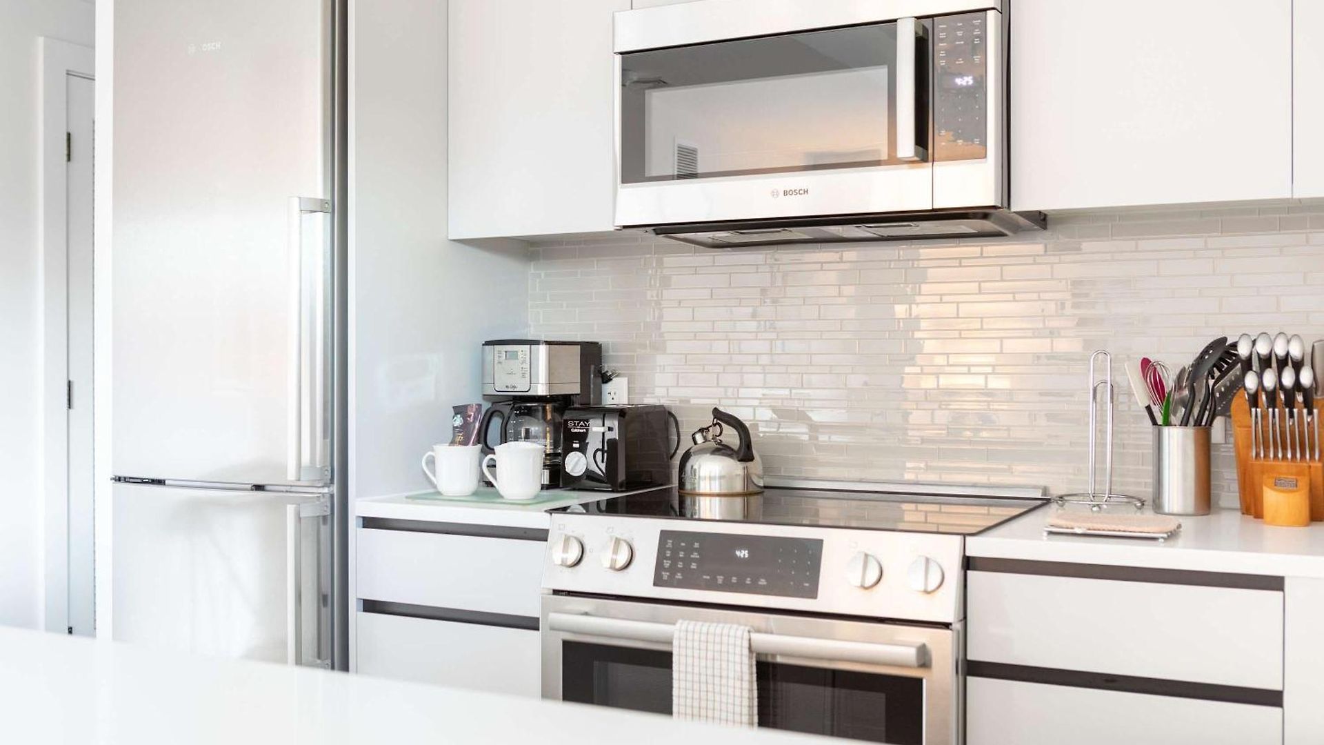 Entire Downtown Seaport With Pool Apartment Boston