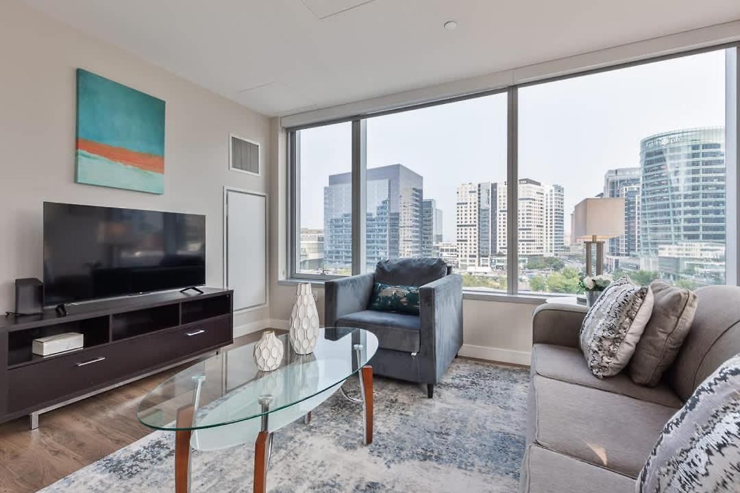 Apartment Private Seaport With Gym *