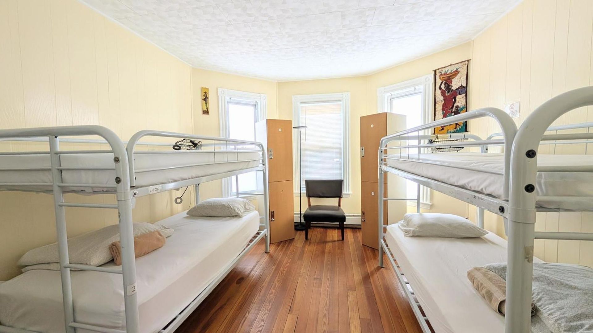 Homestel Hostel *