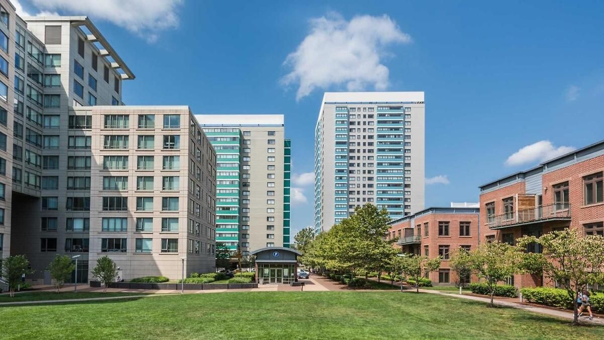 Modern Corporate By Charles River Park Apartment *