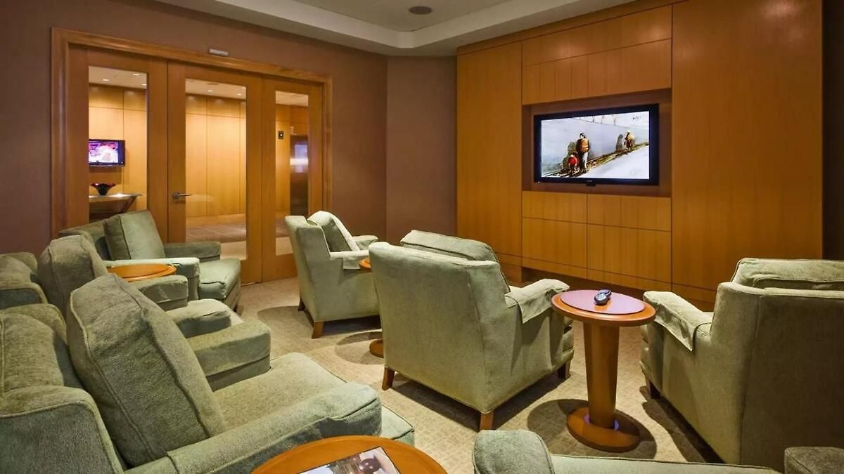 Modern Corporate By Charles River Park Apartment