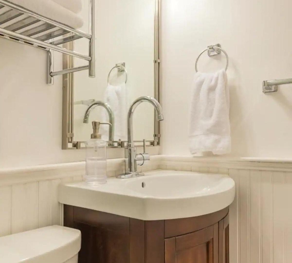 Apartment Lovely Next To Prudential & Newbury St