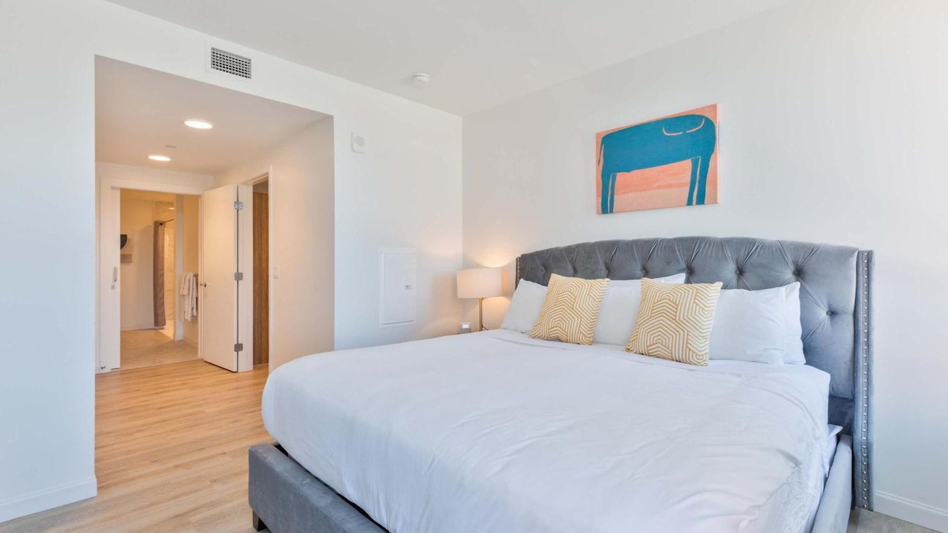 Luxury With Kitchen And Gym * Boston