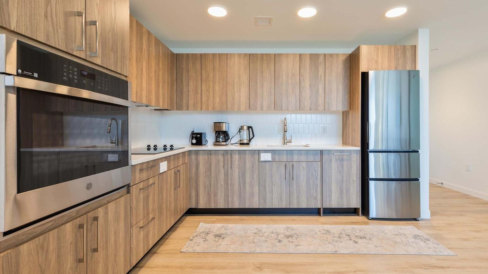 Luxury With Kitchen And Gym Boston