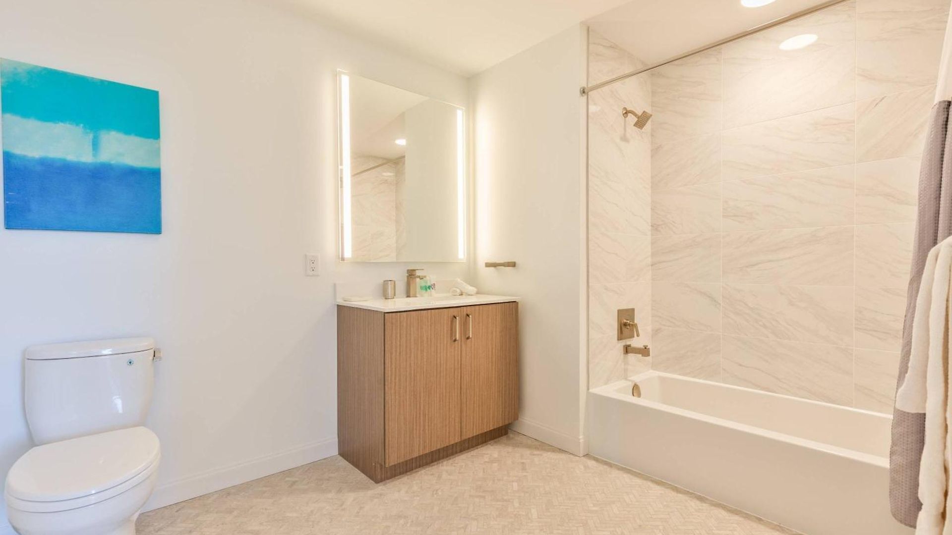 Luxury With Kitchen And Gym * Boston