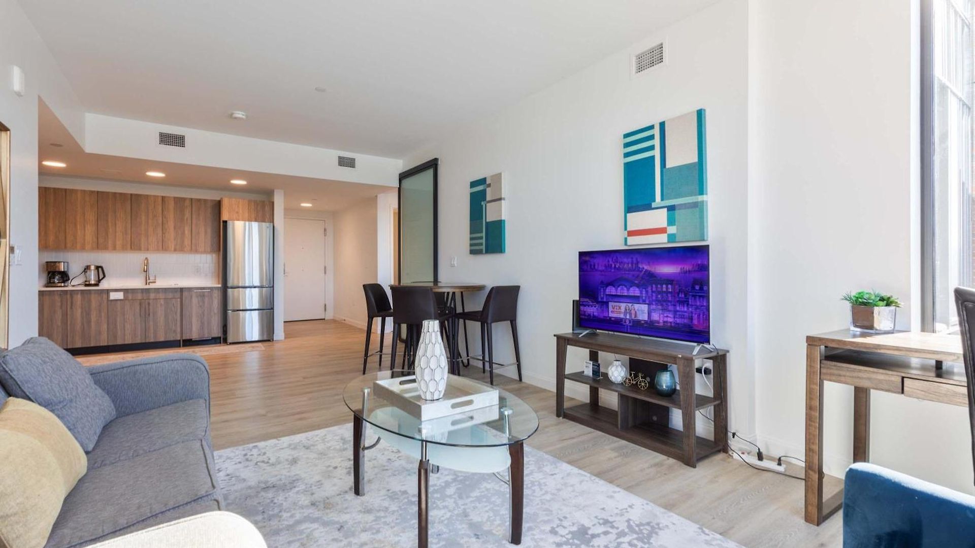 Apartment Luxury With Kitchen And Gym
