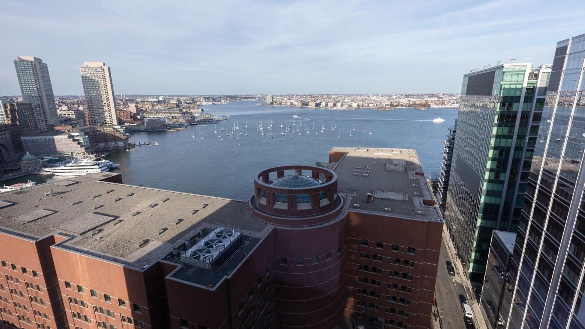 Entire Downton Seaport Apartment