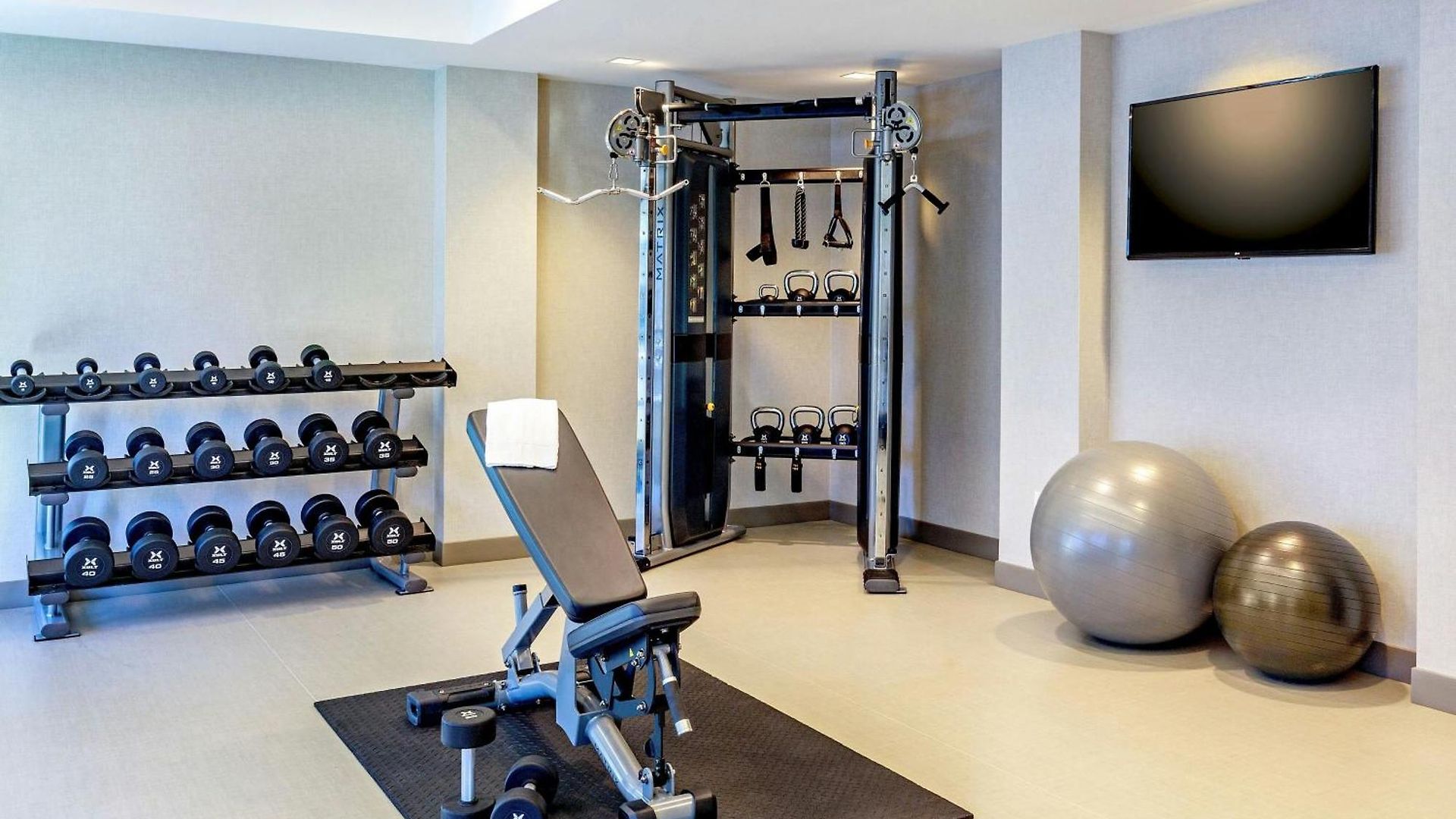 Hotel By Marriott Back Bay/fenway 3*