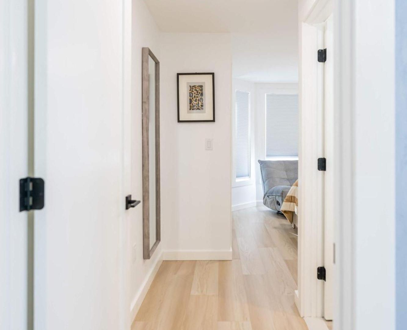 Modern East 2 Bed 2 Bath * Boston
