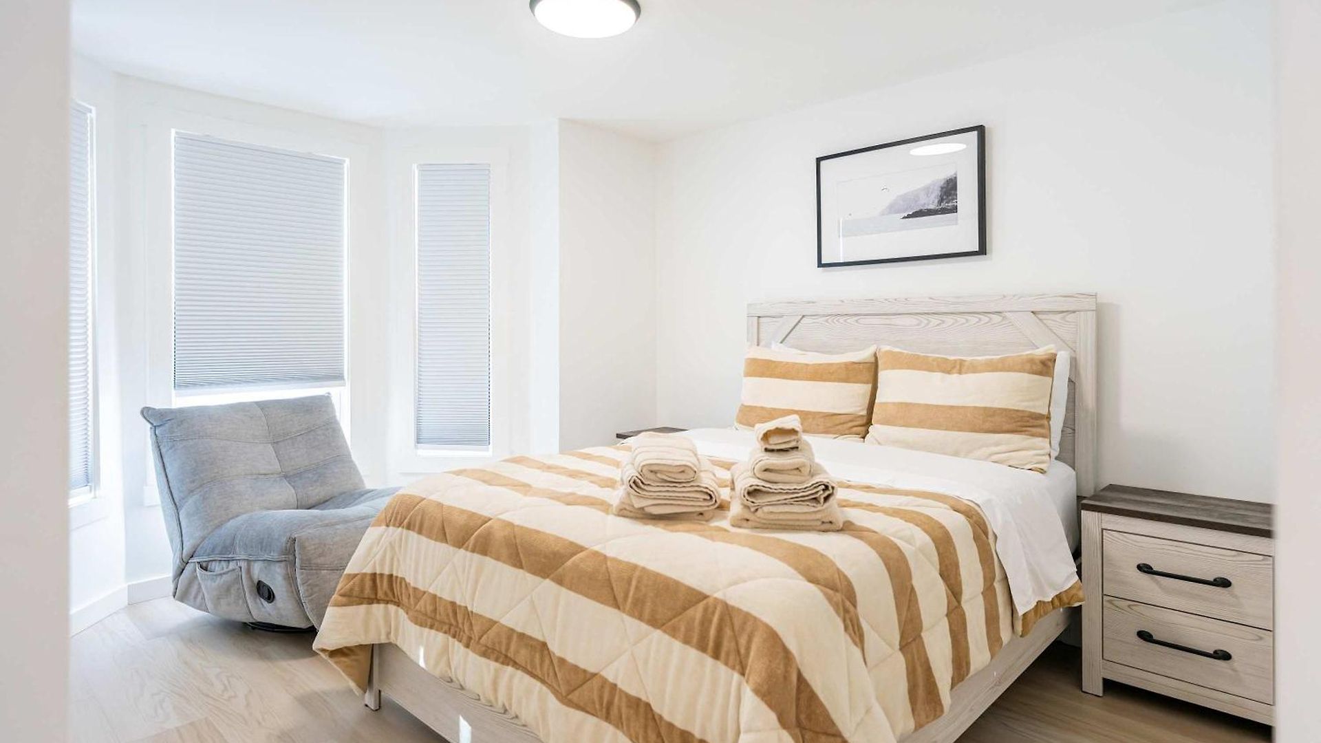 Modern East 2 Bed 2 Bath