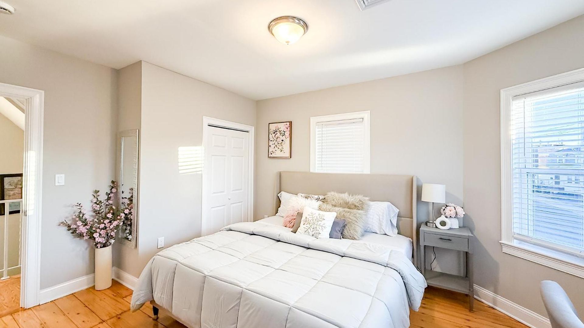 40-newly Renovated, Stylish And Beautiful With 4br Apartment *