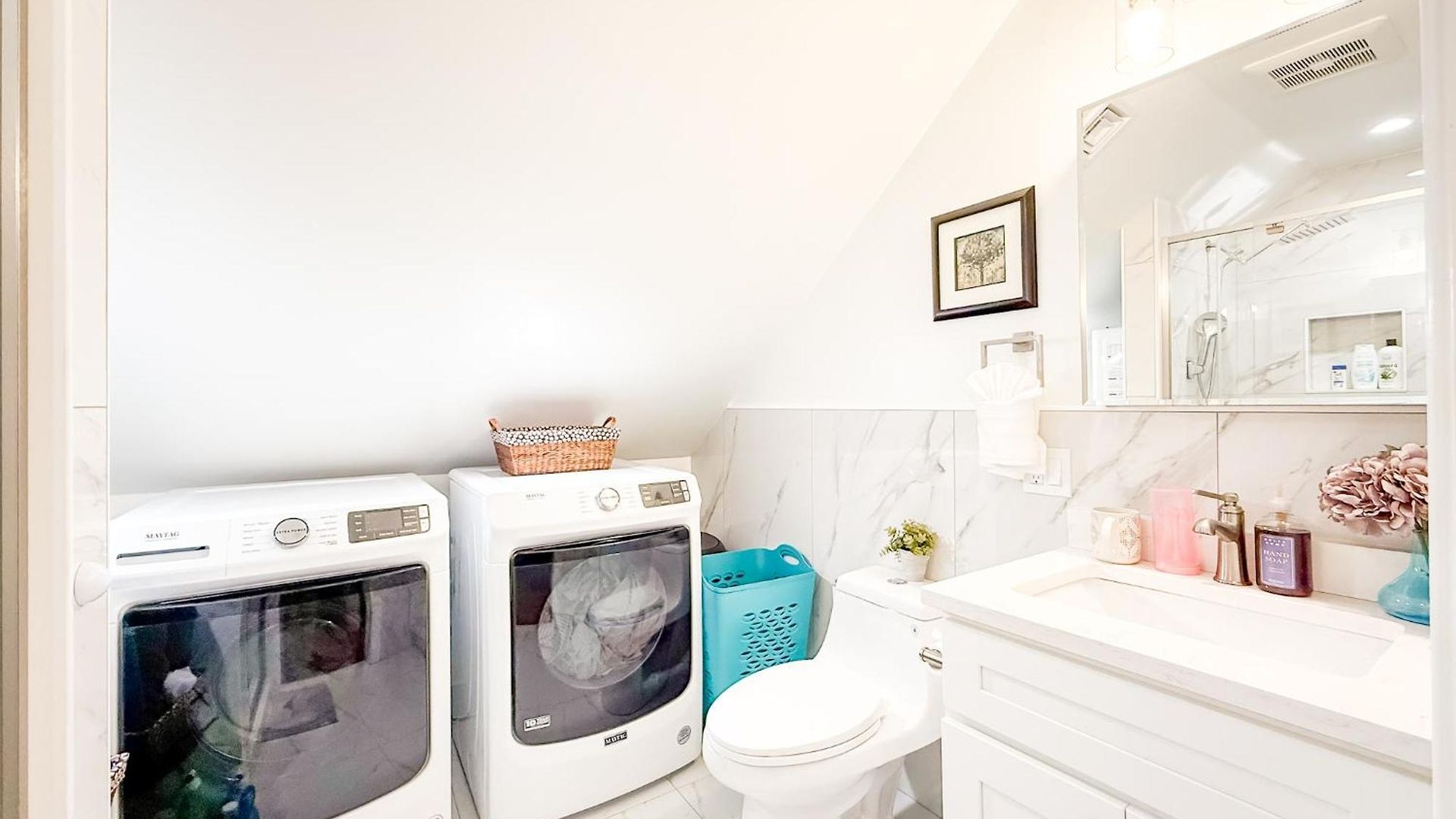 40-newly Renovated, Stylish And Beautiful With 4br Apartment