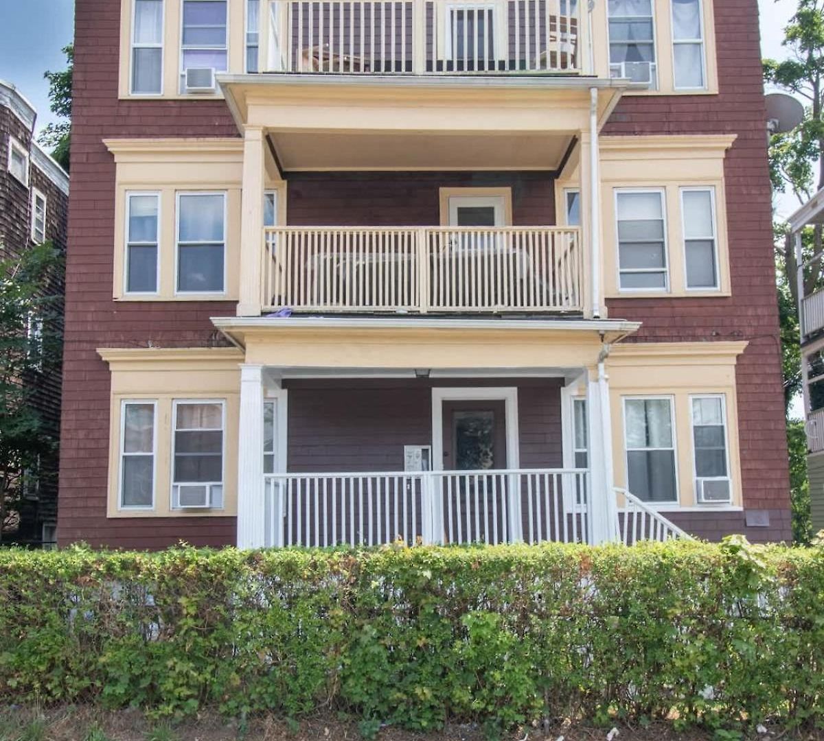 Comfortable And 3 Bed