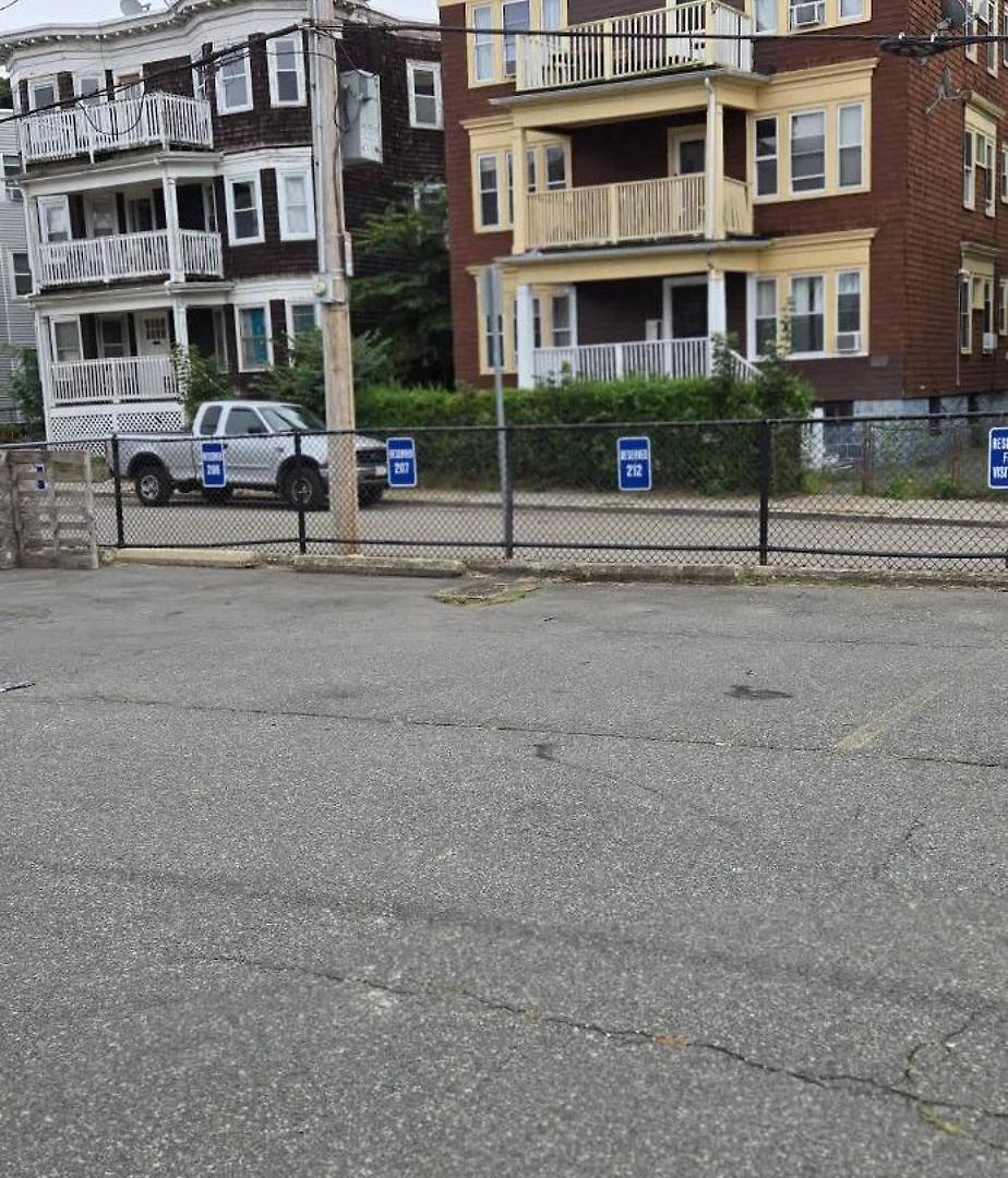 Comfortable And 3 Bed * Boston