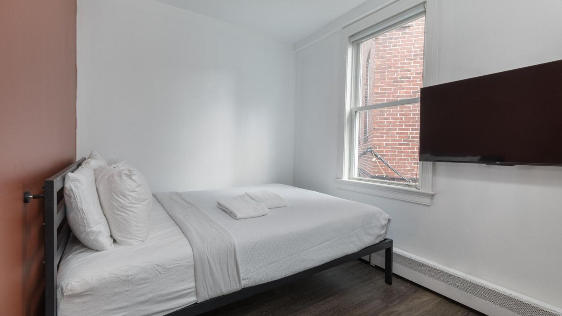 Quarters On Dot By Thatch Apartment