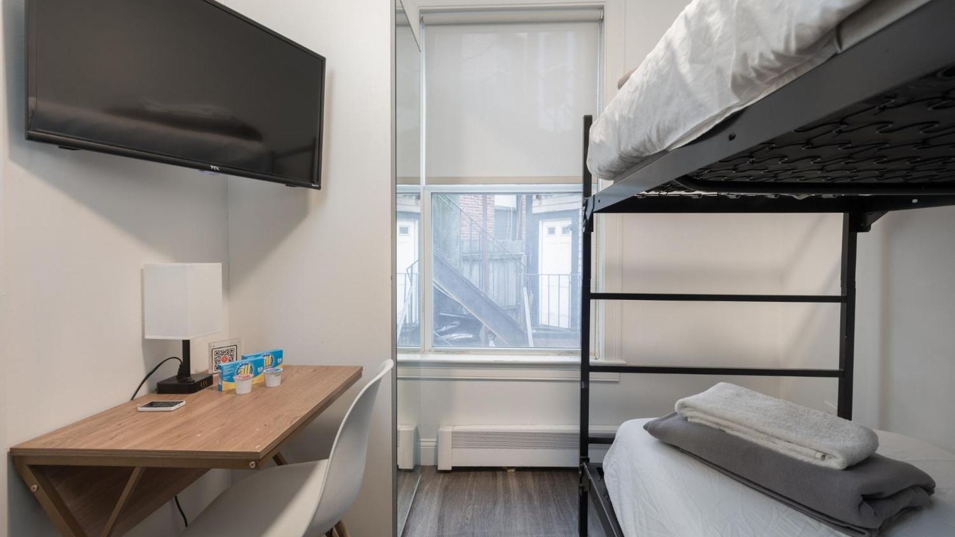 Apartment Quarters On Dot By Thatch Boston
