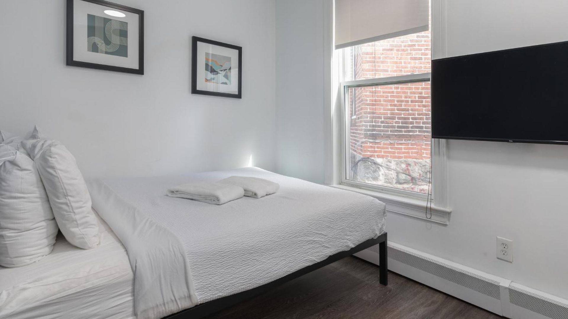 Quarters On Dot By Thatch Apartment