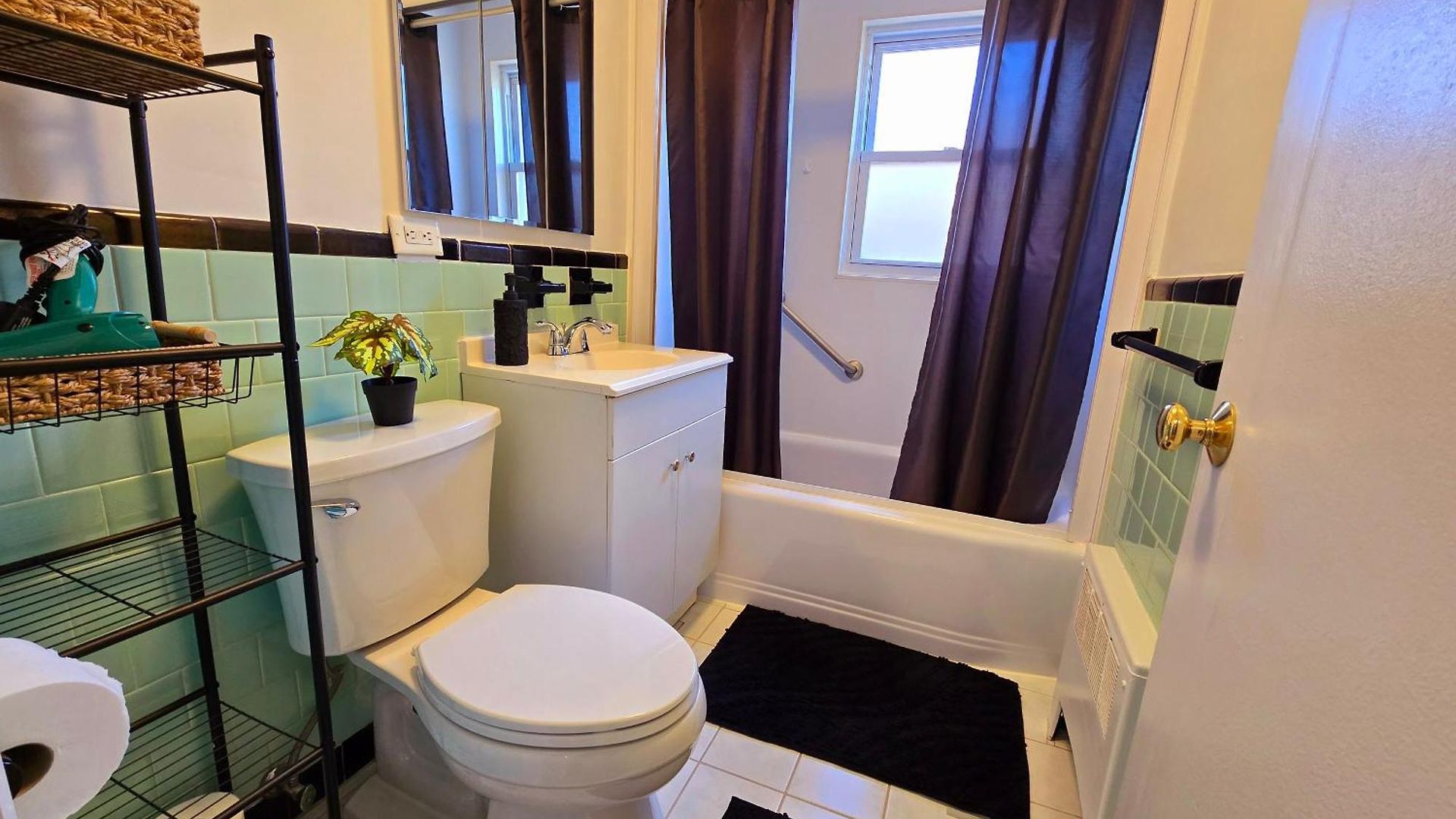 Comfy & Chic For 2026 World Cup Free Parking Apartment