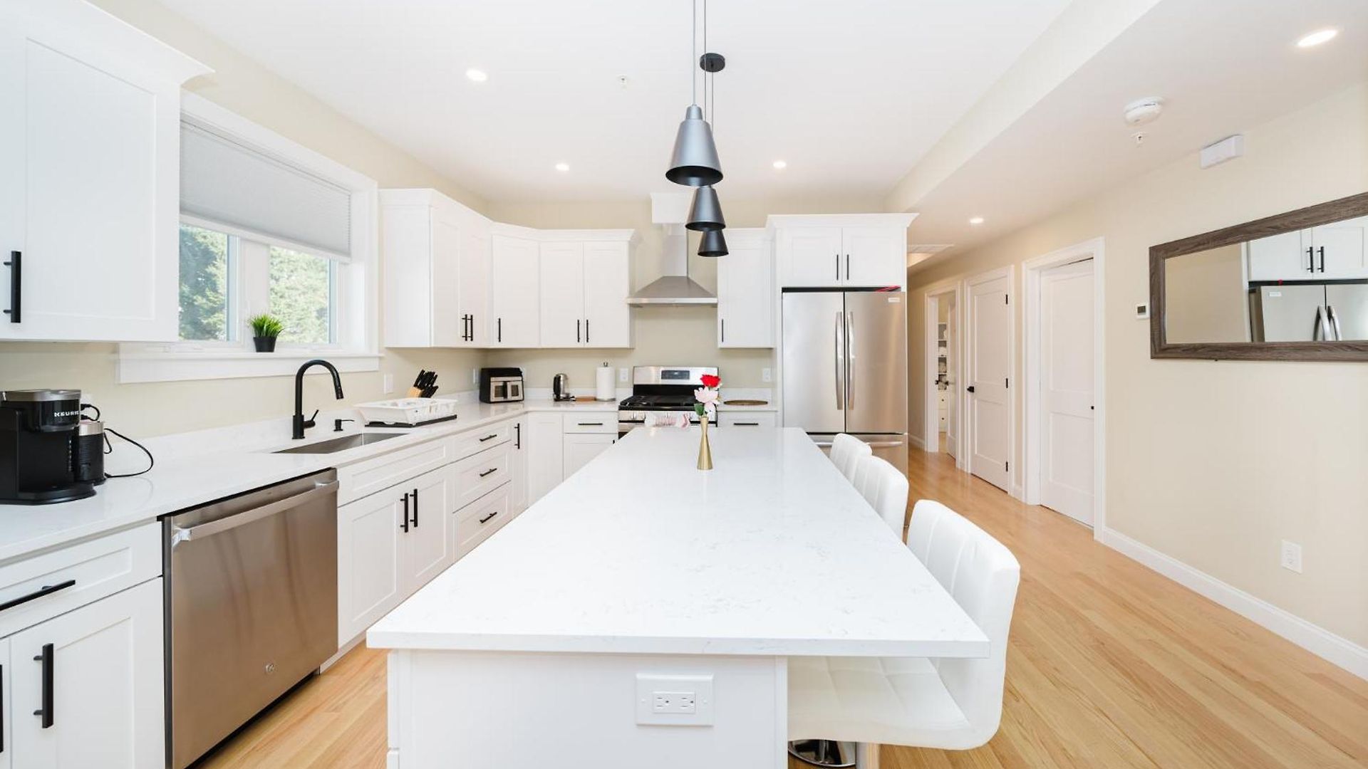 New Built 3br 2ba Boston, Free Parking, Laundry & Ac - Near Franklin Park 60-2 *