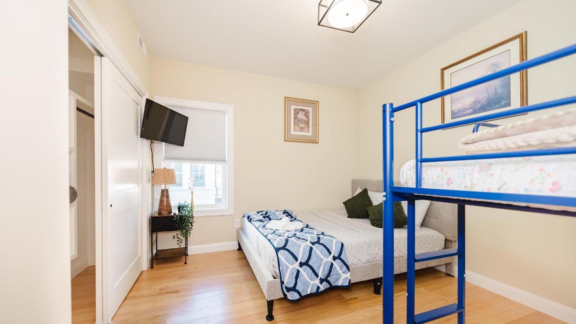 New Built 3br 2ba Boston, Free Parking, Laundry & Ac - Near Franklin Park 60-2 Apartment Boston