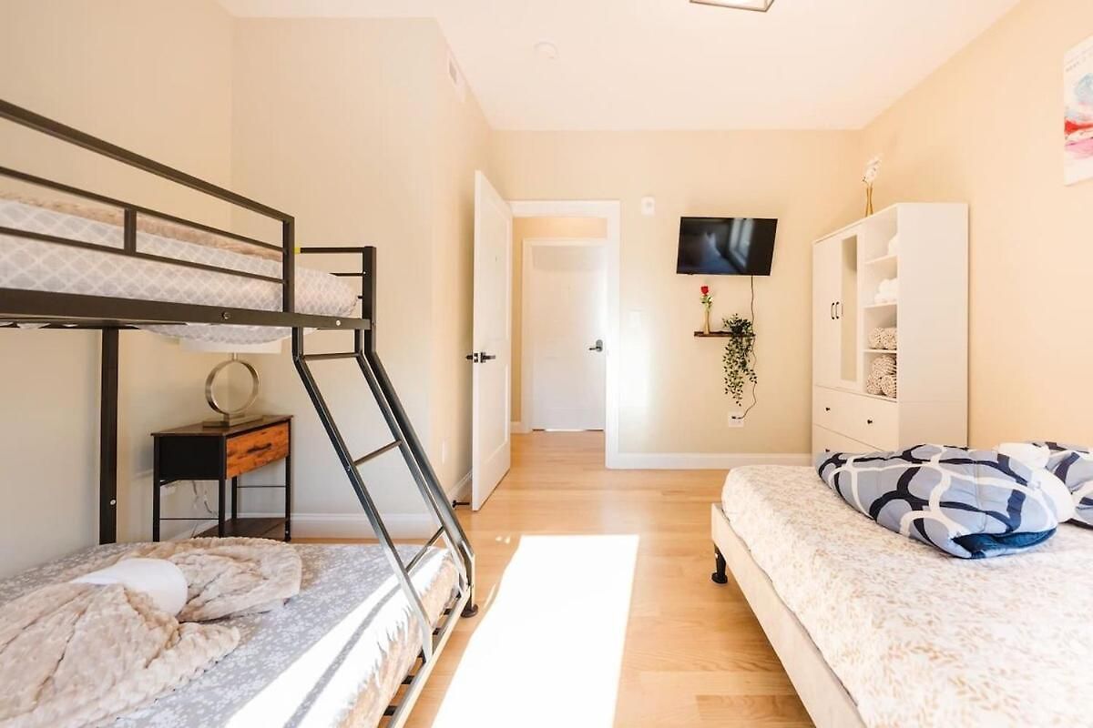 New Built 3br 2ba Boston, Free Parking, Laundry & Ac - Near Franklin Park 60-2 Boston
