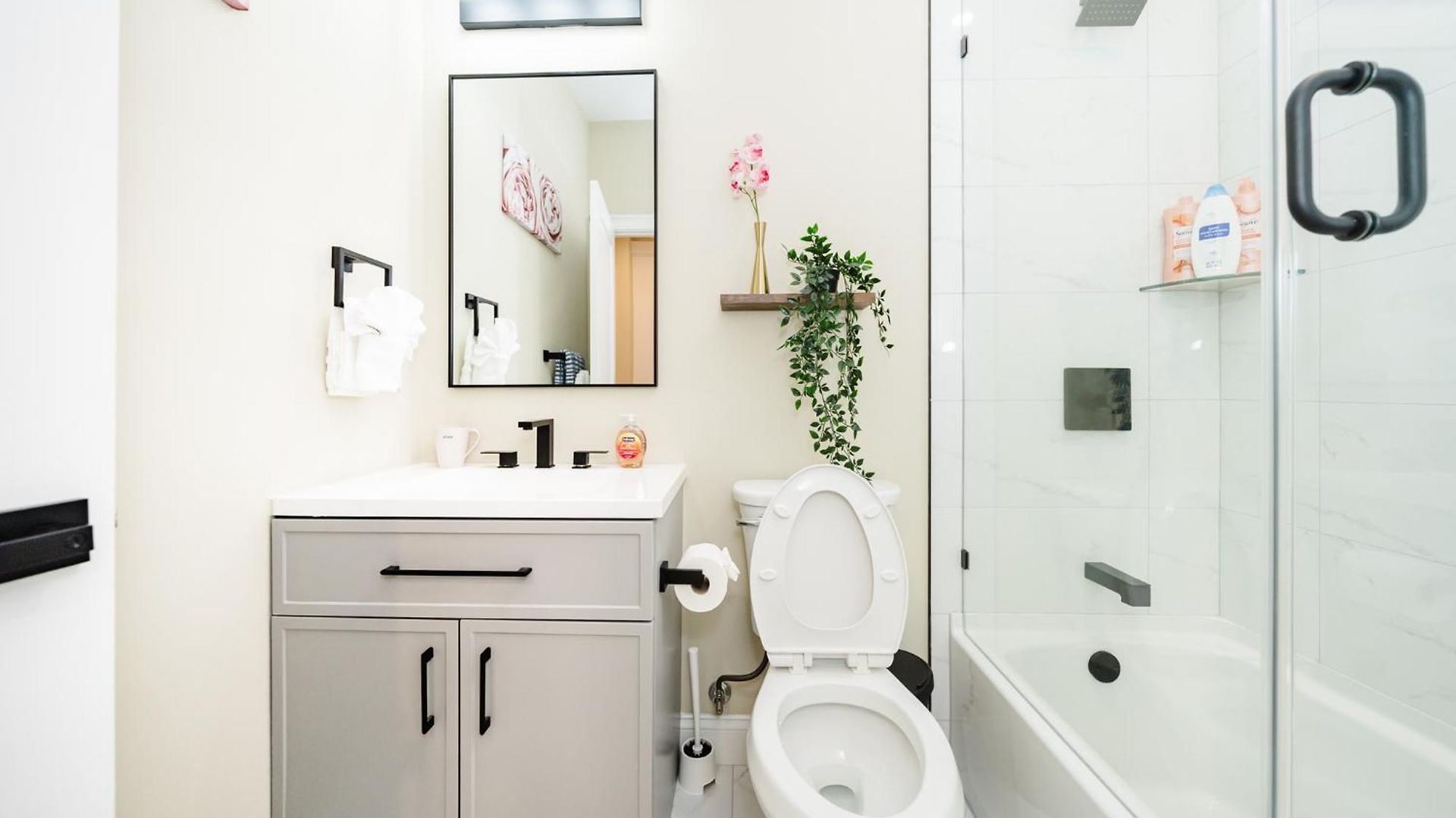 Apartment New Built 3br 2ba Boston, Free Parking, Laundry & Ac - Near Franklin Park 60-2
