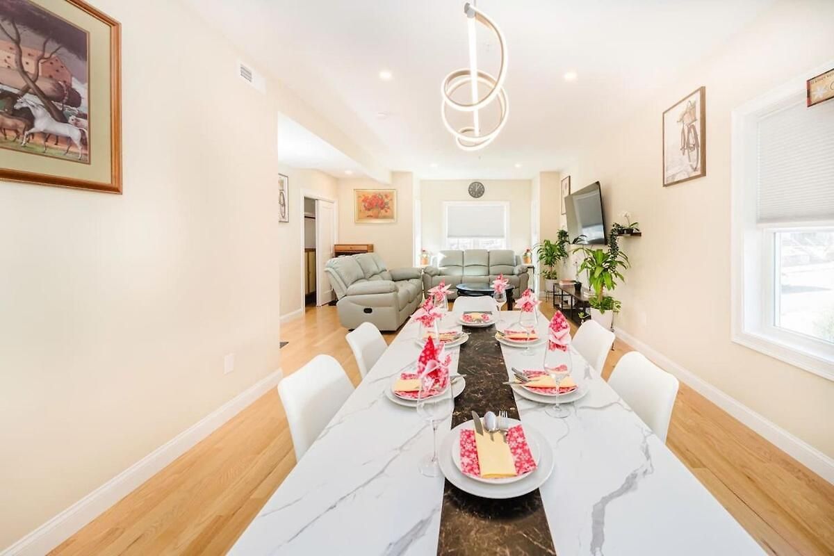 New Built 3br 2ba Boston, Free Parking, Laundry & Ac - Near Franklin Park 60-2 Apartment *
