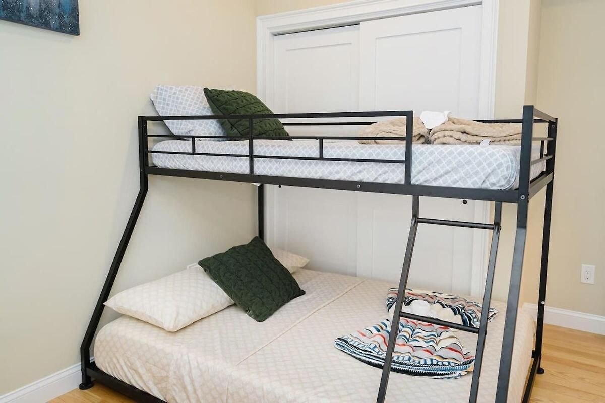 New Built 3br 2ba Boston, Free Parking, Laundry & Ac - Near Franklin Park 60-2