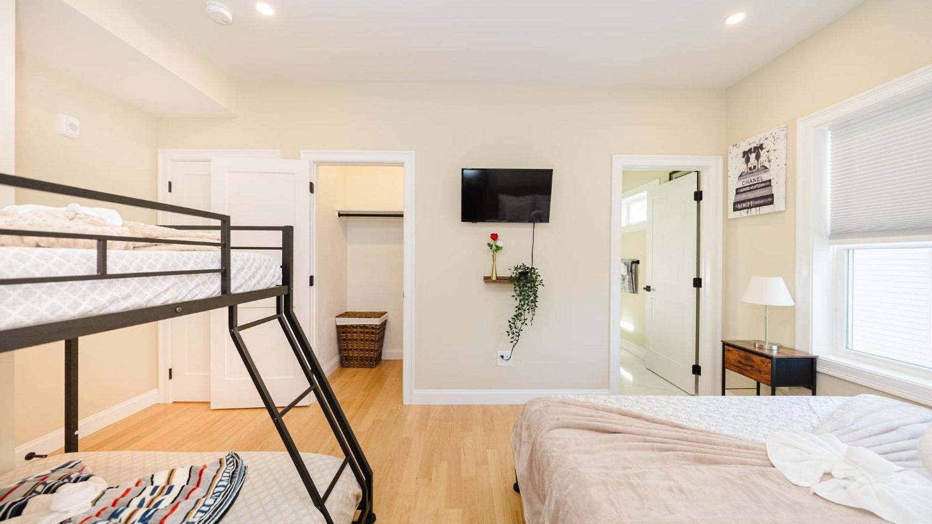 Apartment New Built 3br 2ba Boston, Free Parking, Laundry & Ac - Near Franklin Park 60-2