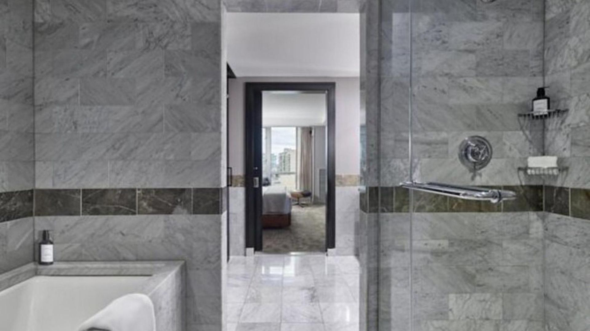 Aka Common Hotel 4*