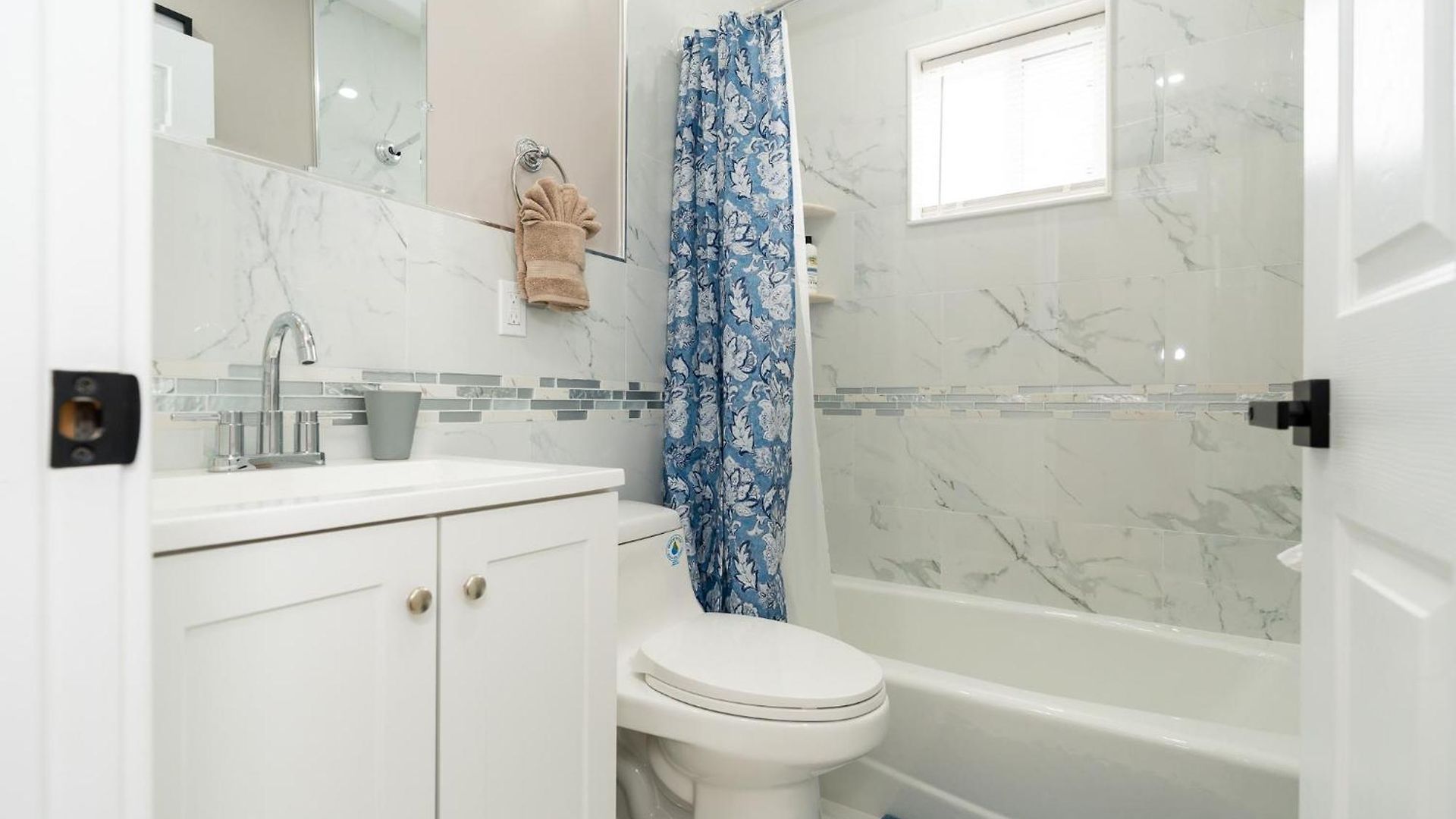 Pet-friendly Modern 3br 1st-floor - Easy Franklin Park & Red Line Access 5581 *