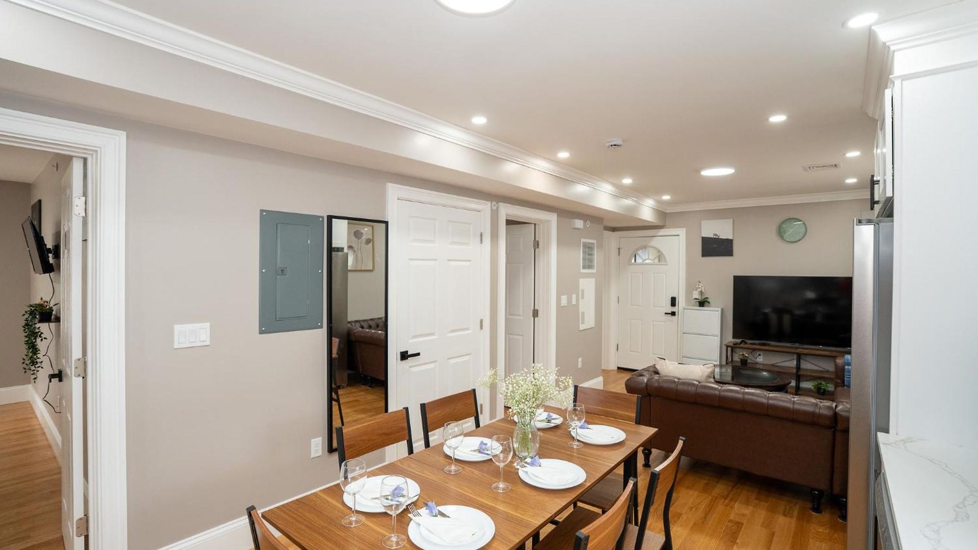 Apartment Pet-friendly Modern 3br 1st-floor - Easy Franklin Park & Red Line Access 5581