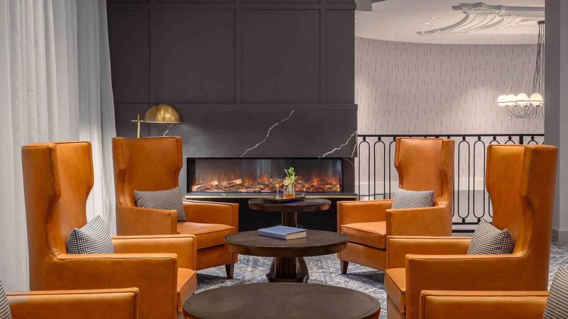 Commonwealth 5* Boston