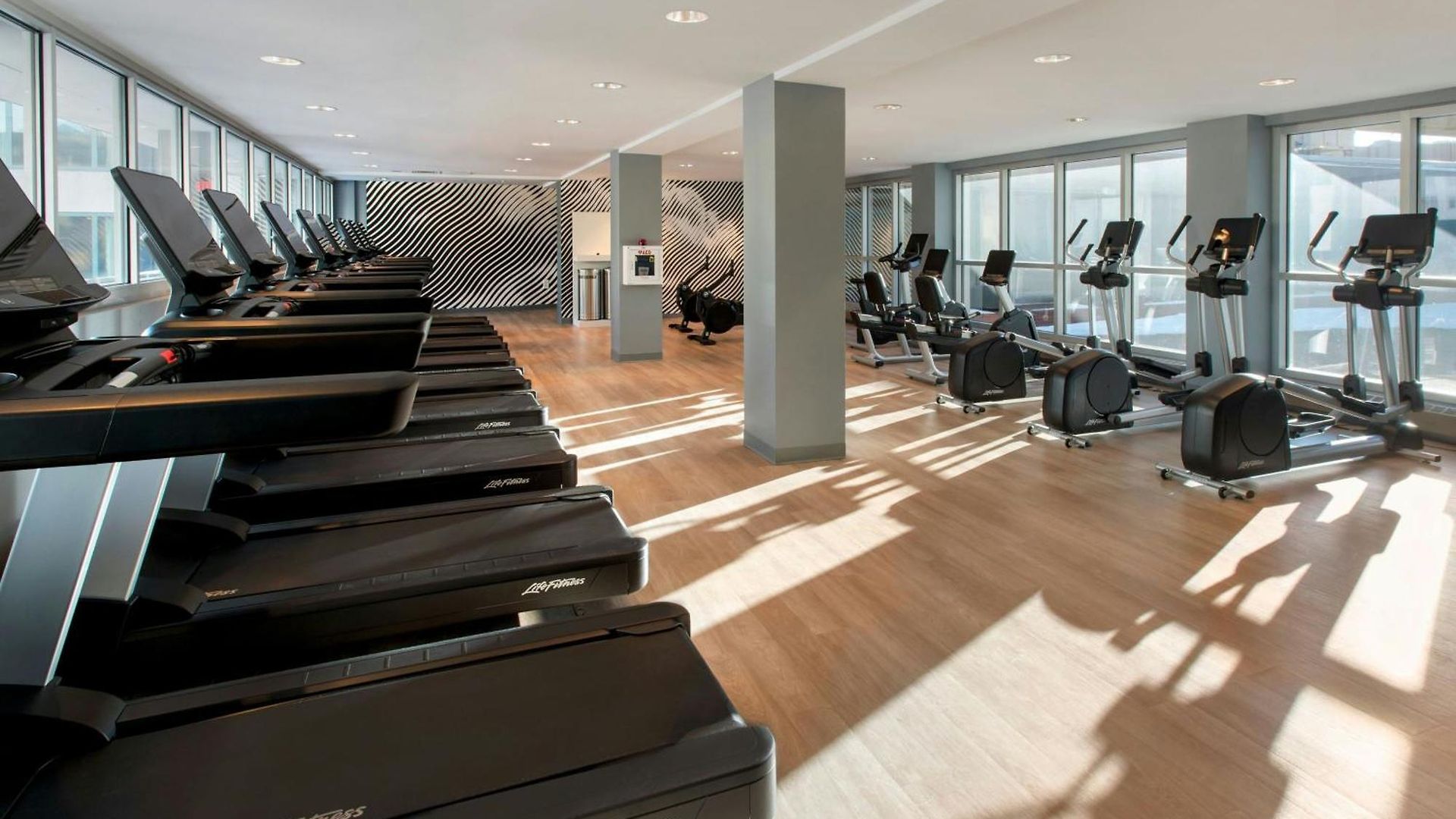 Sheraton 4*