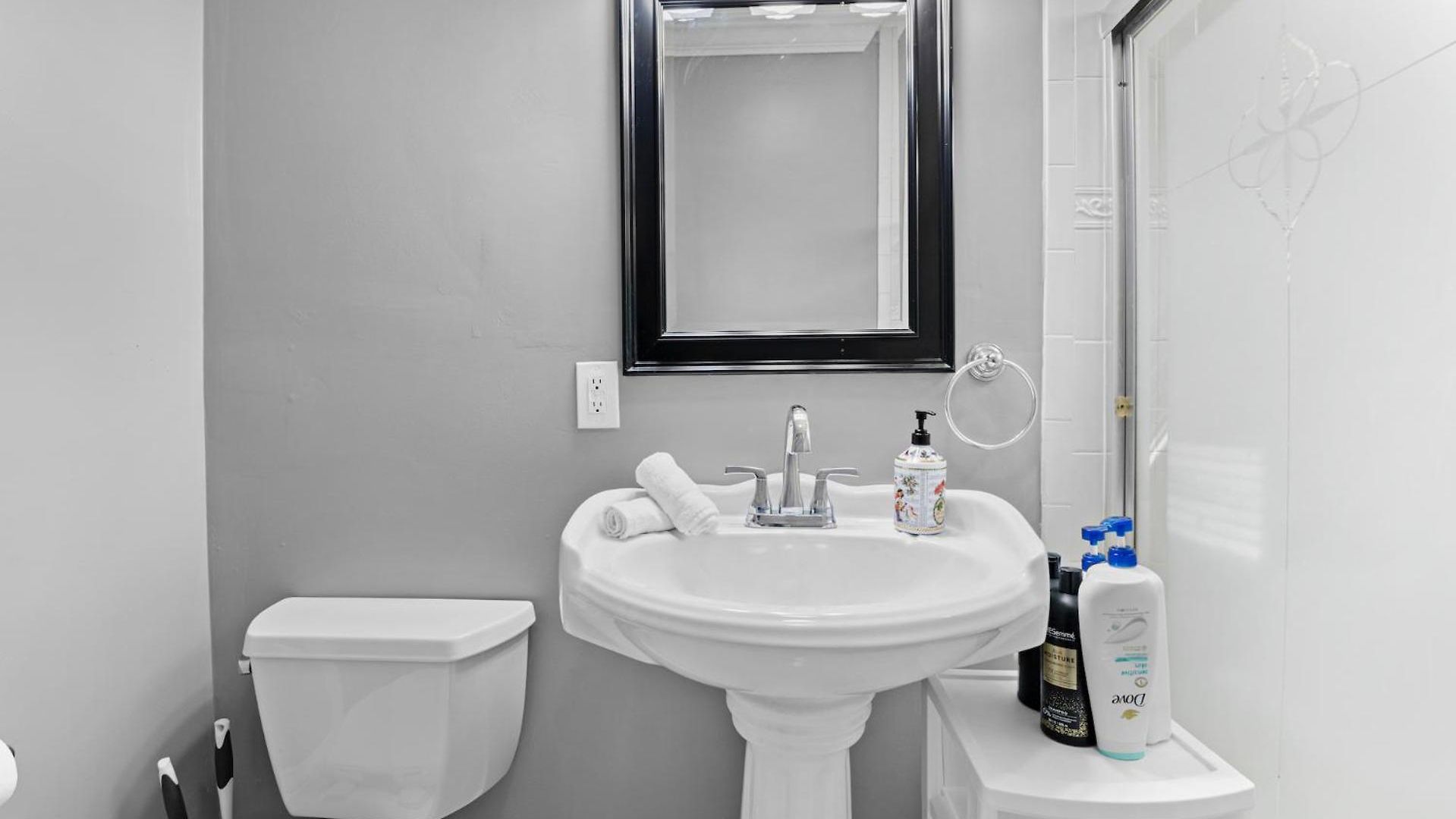 Spacious Near Ashmont *