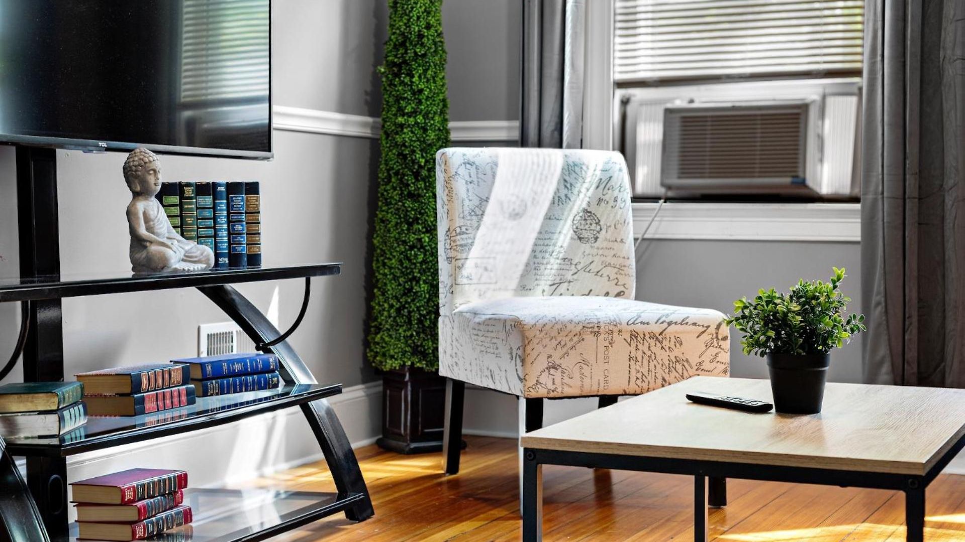 Spacious Near Ashmont *