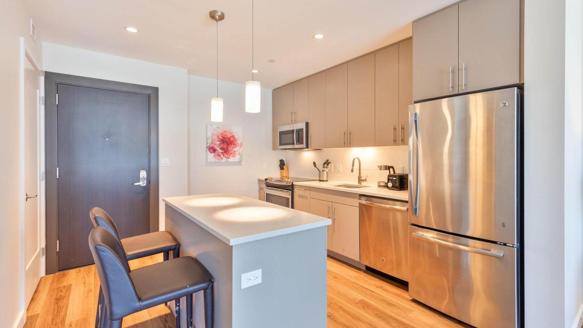 Apartment Private In Downtown Seaport Boston