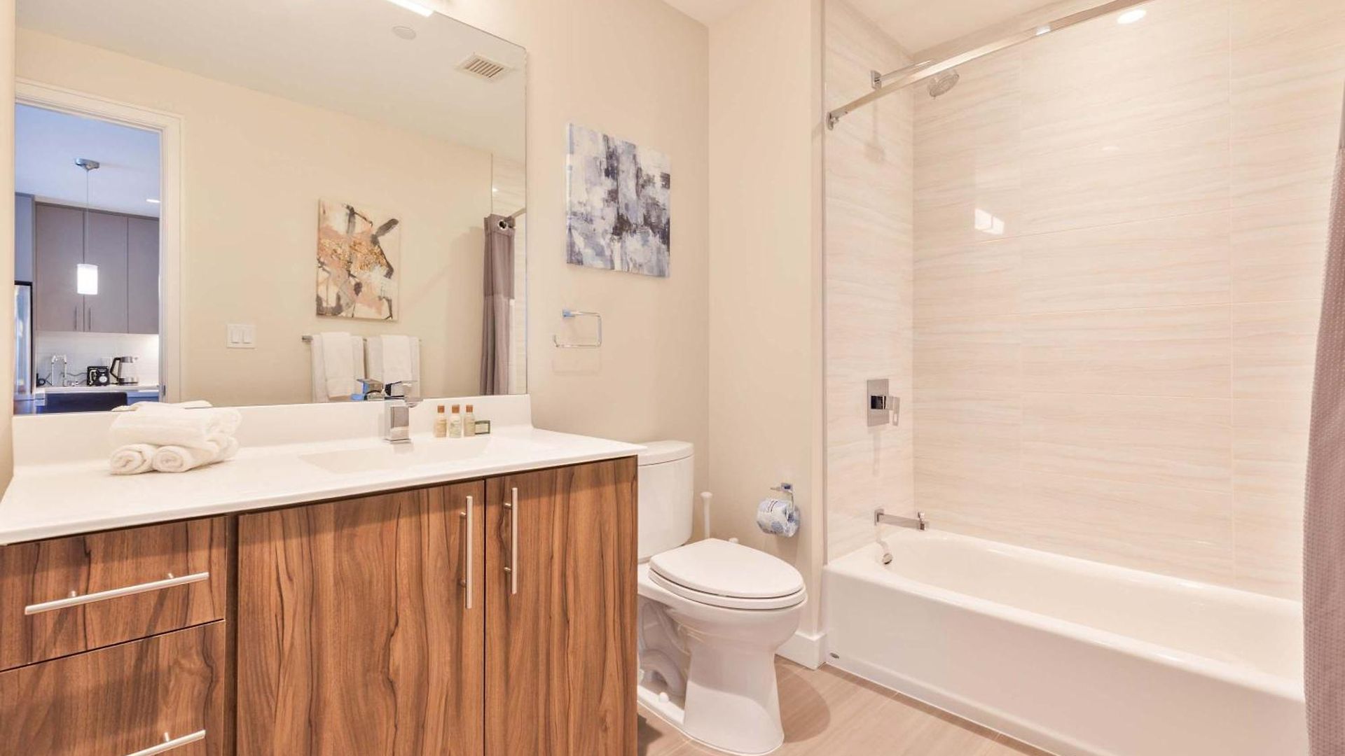 Private In Downtown Seaport Apartment