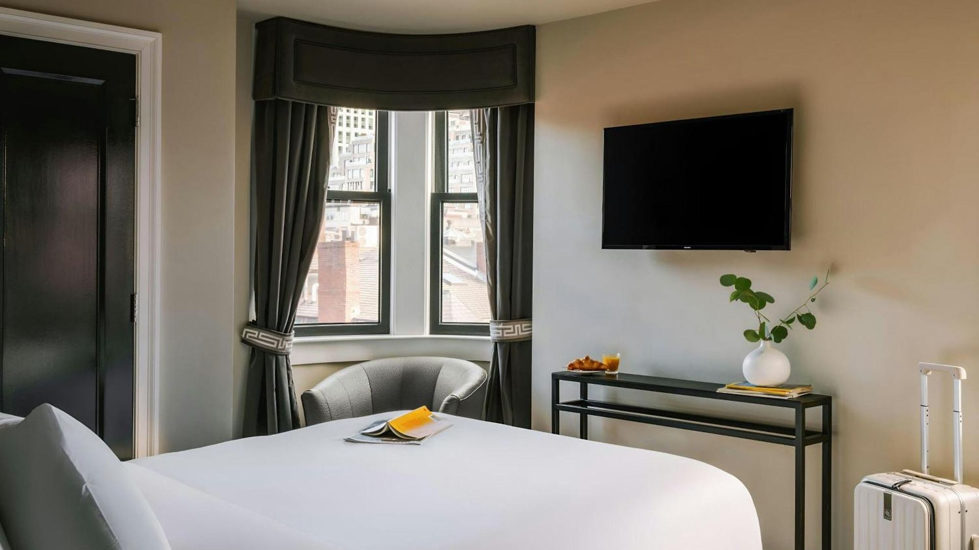 No. 284 Back Bay Hotel, Sonder By Marriott Bonvoy Hotel 4*