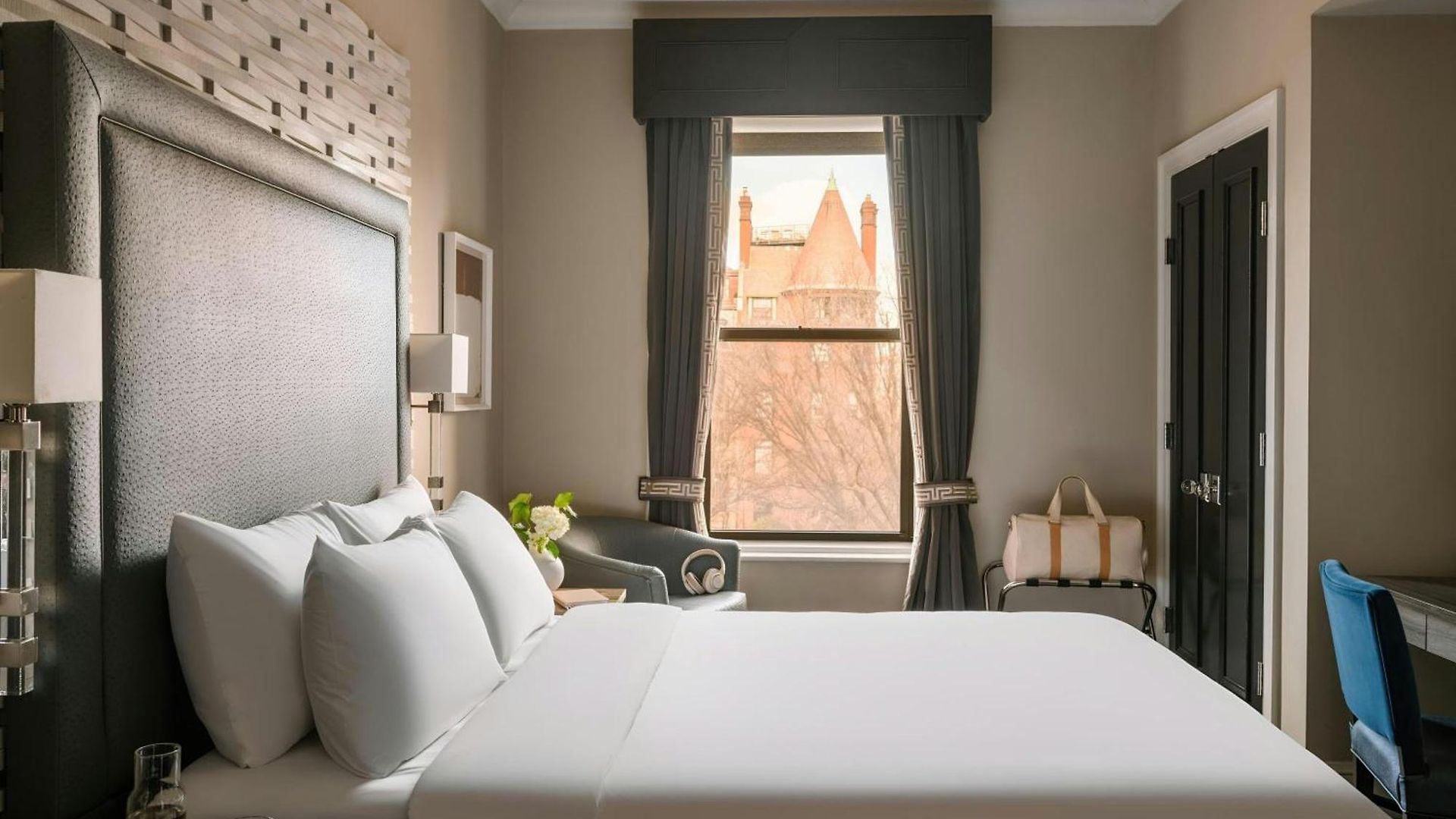 No. 284 Back Bay Hotel, Sonder By Marriott Bonvoy Hotel Boston