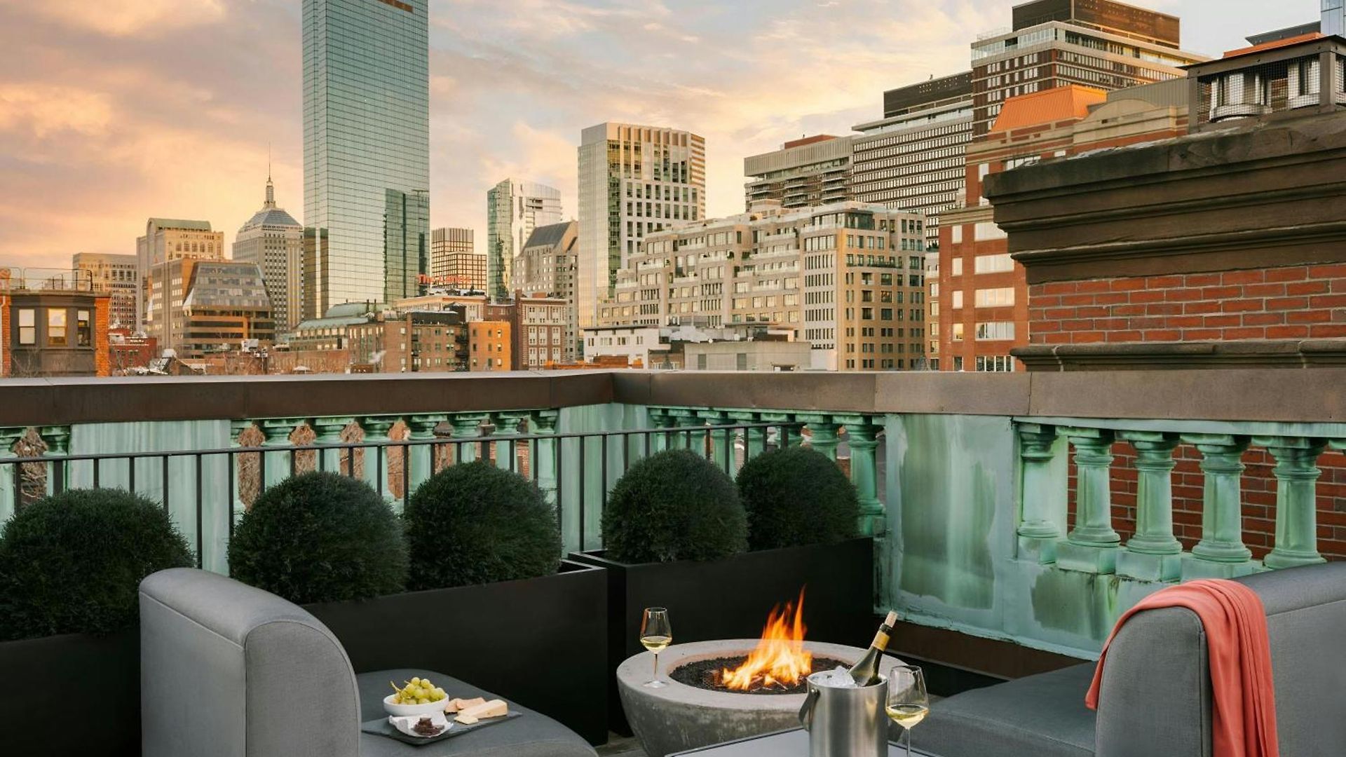 No. 284 Back Bay Hotel, Sonder By Marriott Bonvoy Hotel 4*