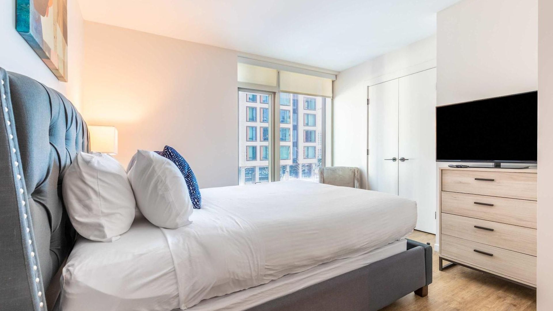 Apartment Full Private Downtown Seaport Boston