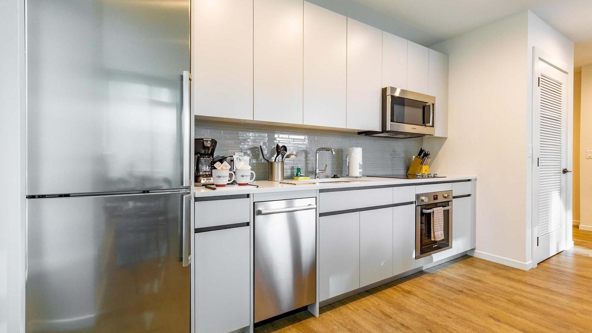 Full Private Downtown Seaport
