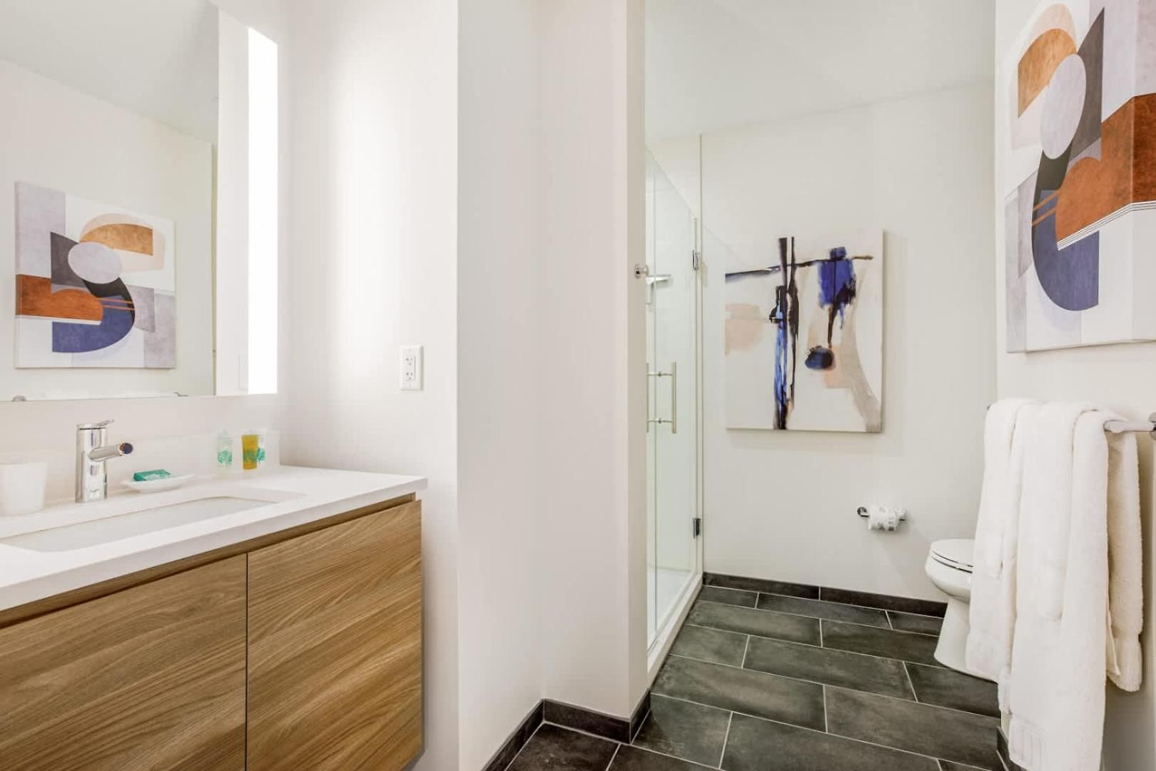 Apartment Spacious Full Kitchen In Seaport