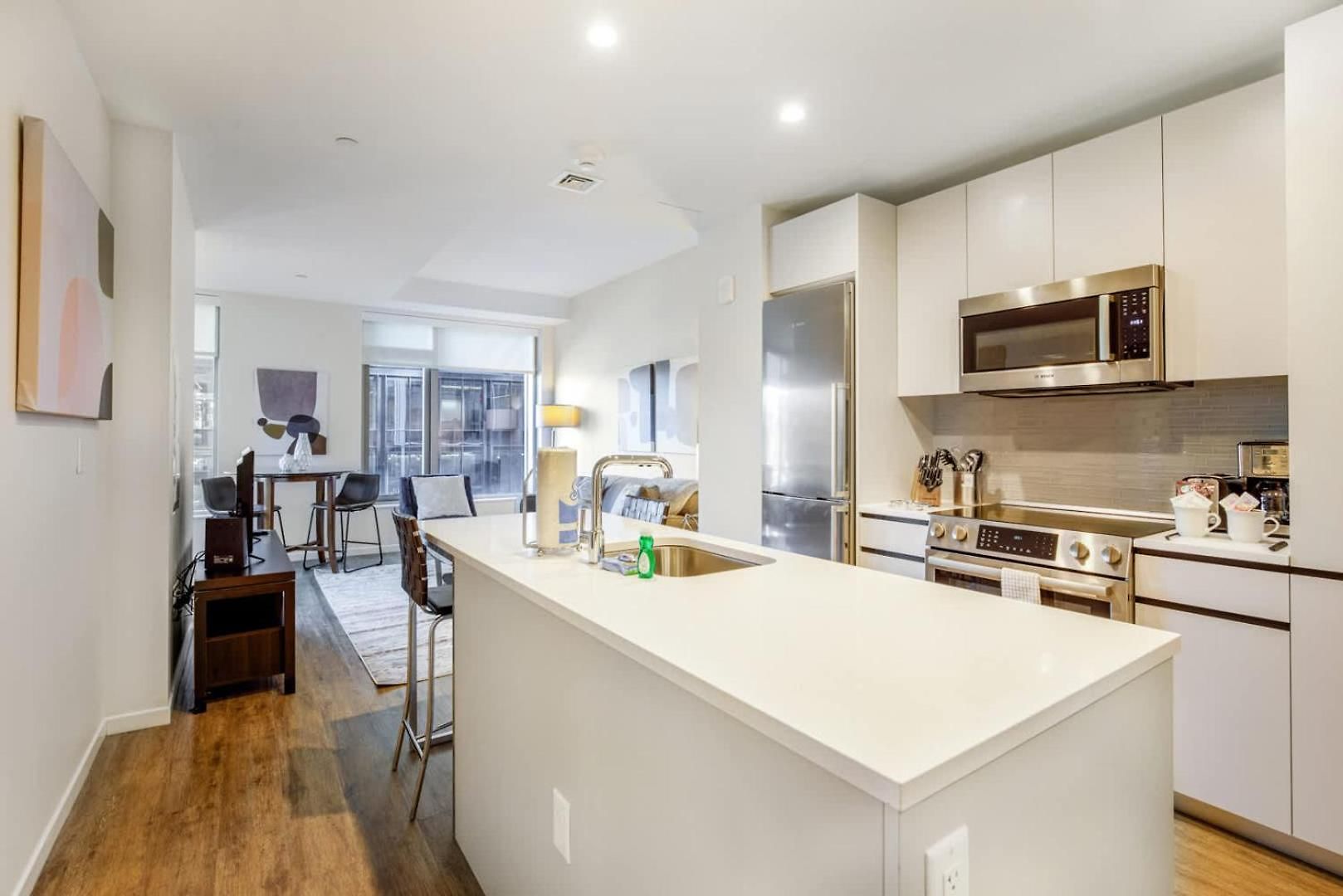Spacious Full Kitchen In Seaport Boston