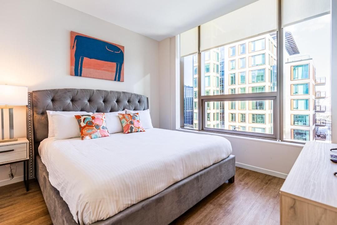 Seaport With Views Apartment Boston