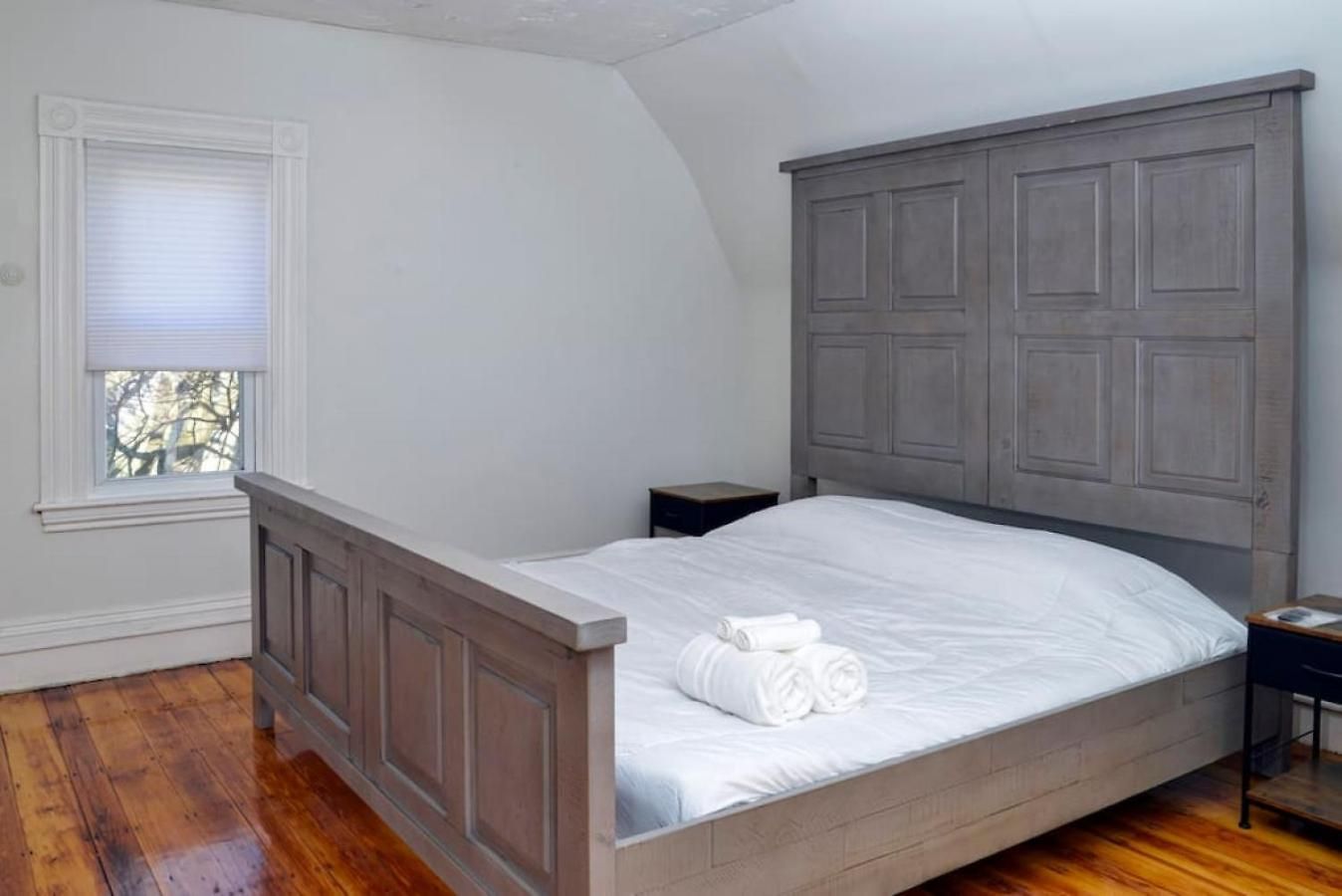Holiday home Historical Urban Oasis - 6 Bedroom 3 Bath Boston