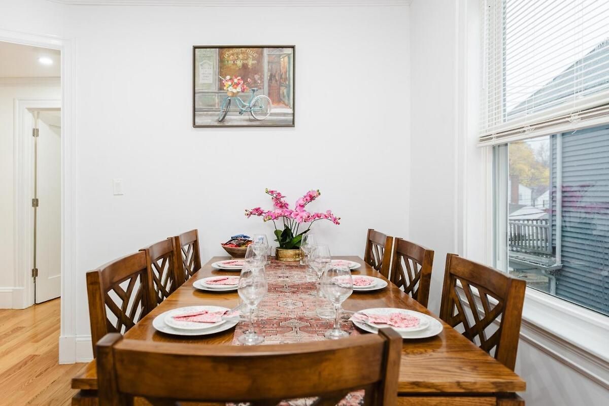 76-2 New 5br Townhouse Near Ashmont Station Apartment Boston