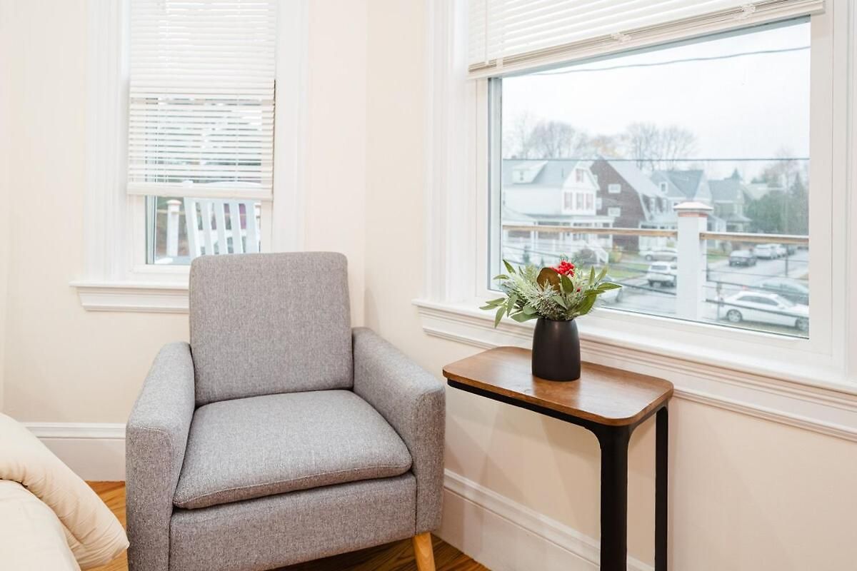 76-2 New 5br Townhouse Near Ashmont Station Apartment